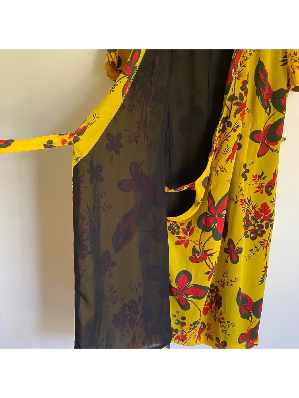 Vintage Mark Edwards Wrap Dress Made in Canada Yellow Floral Chiffon Size 10 Med - Picture 4 of 6
